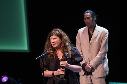 Heddaprisen 2022 Beste teaterforestilling Fem forestillinger om doden Kari Holtan Foto Skjalg Vold