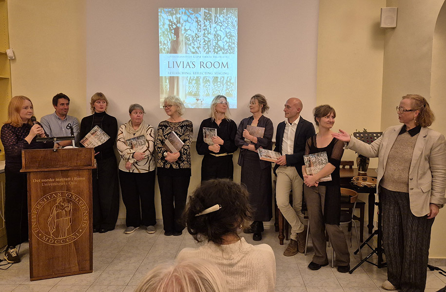 Livias Room Roma 10 Lene mfl